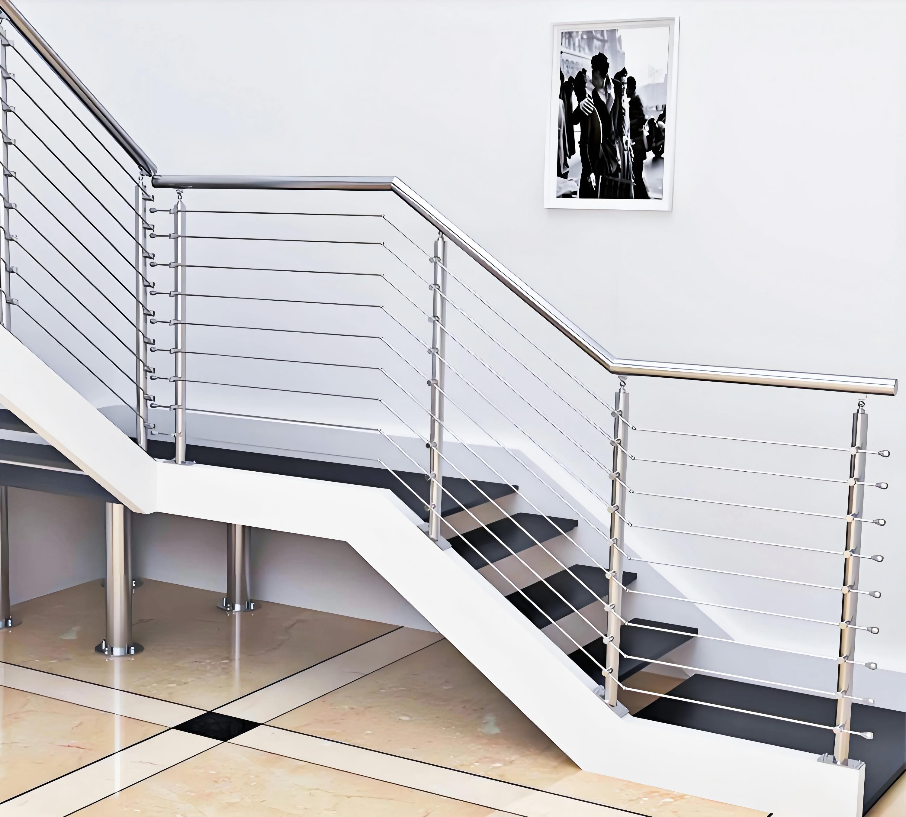 একটি Balustrade এবং একটি রেলিং মধ্যে পার্থক্য কি?